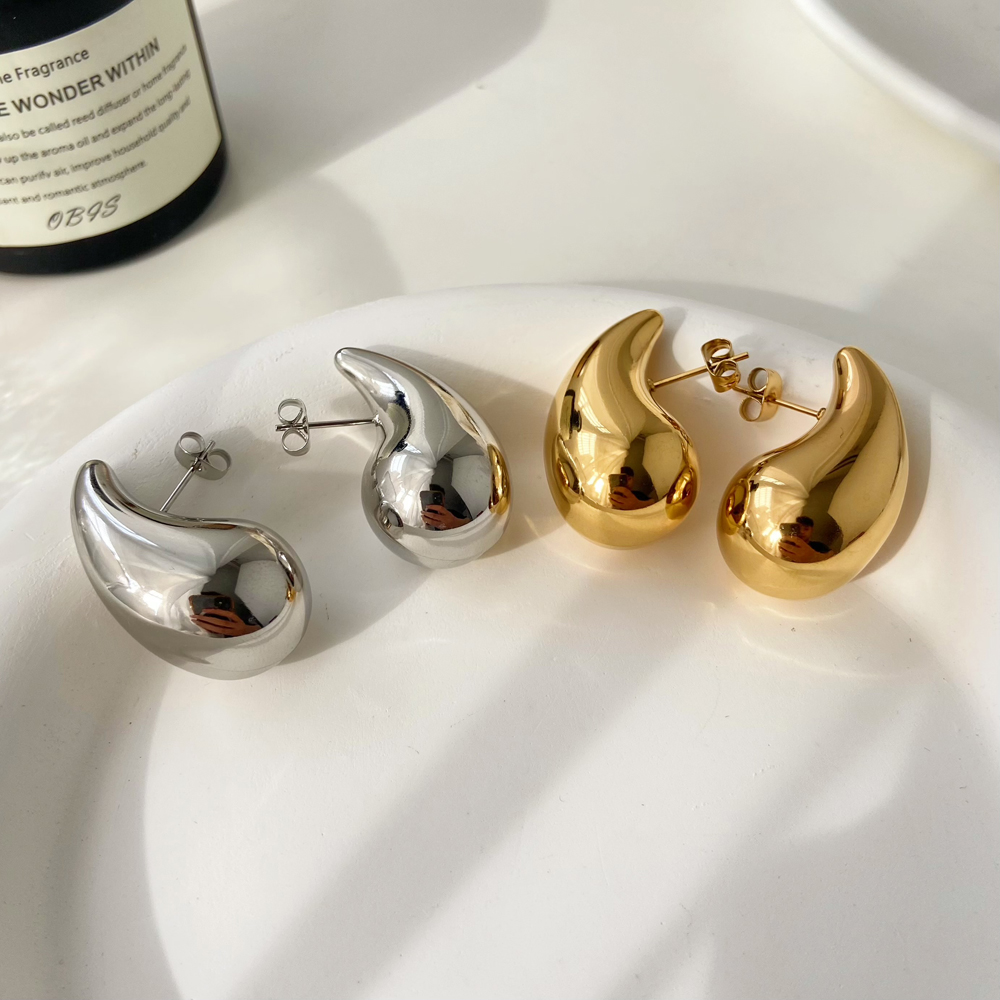 Lightweight 18K gold plated stainless steel water droplets earrings - Image 2