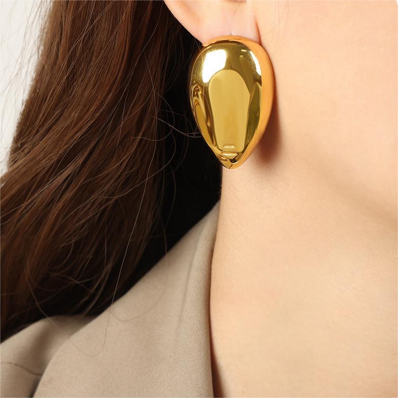 Inverted water droplet textured earrings - Image 3