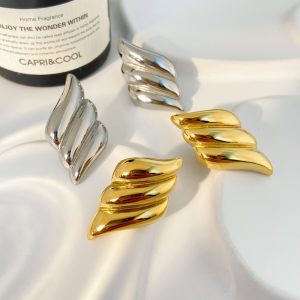 Retro Angel Wings Design Earrings