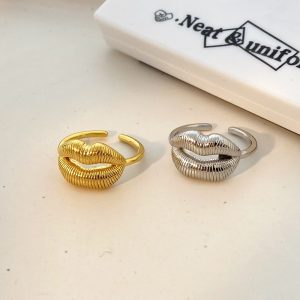 Smiling Lips Ring Titanium steel PVD electroplated open ring