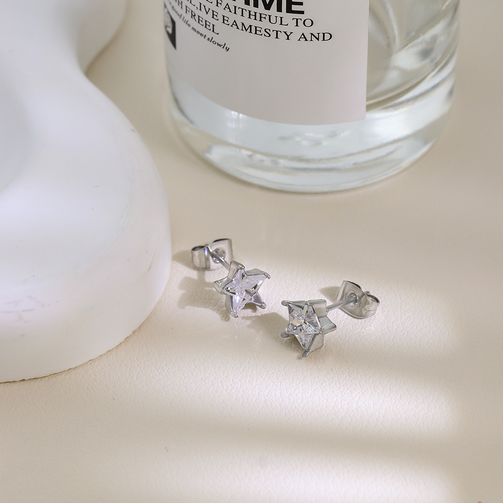 18K Gold Zircon Stone Stud Earrings Simple Star Geometric Design Trendy Daily Wear for Women Stainless Steel Earrings Wholesale - Image 2