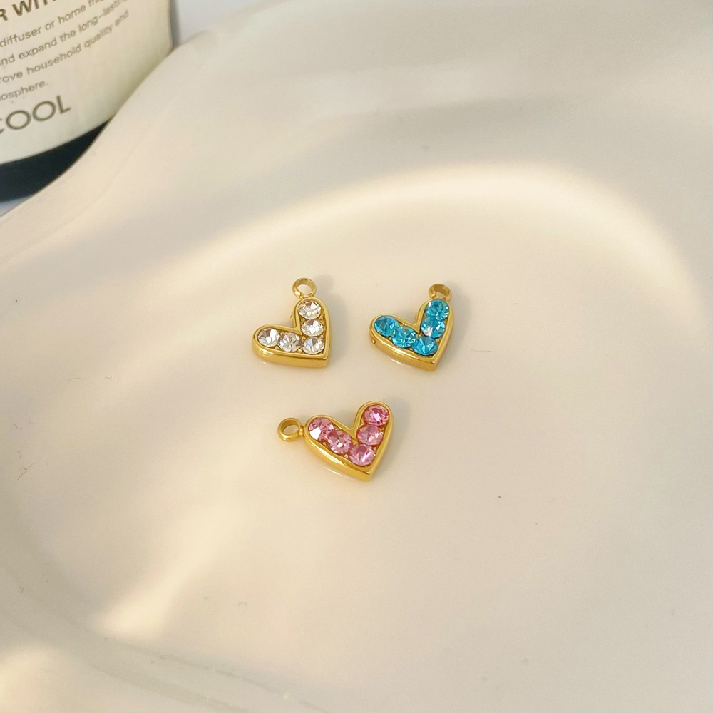Mini Jewelry Accessory Stainless Steel Plated 18K Gold Micro Inlaid Zircon Multi-color Heart-shaped Charm Pendant for Women