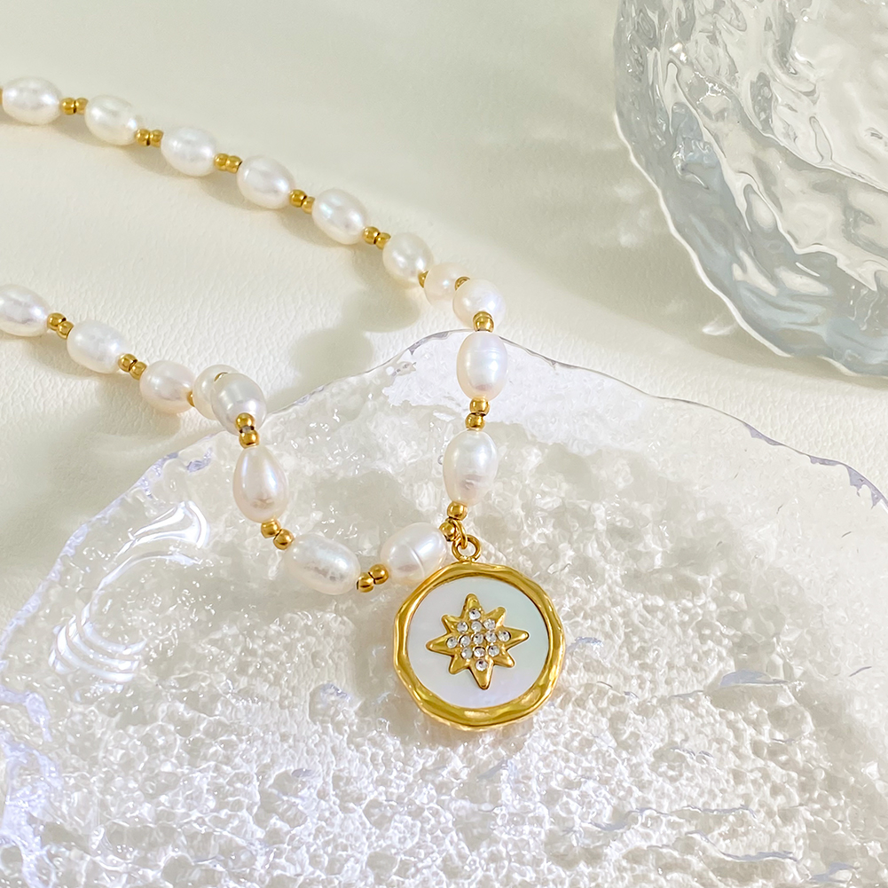 Fashion 18k Gold Plated Pearl Collarbone Necklace Statement Stainless Steel Beaded Jewelry Round Pendant Necklace for Women - Image 2