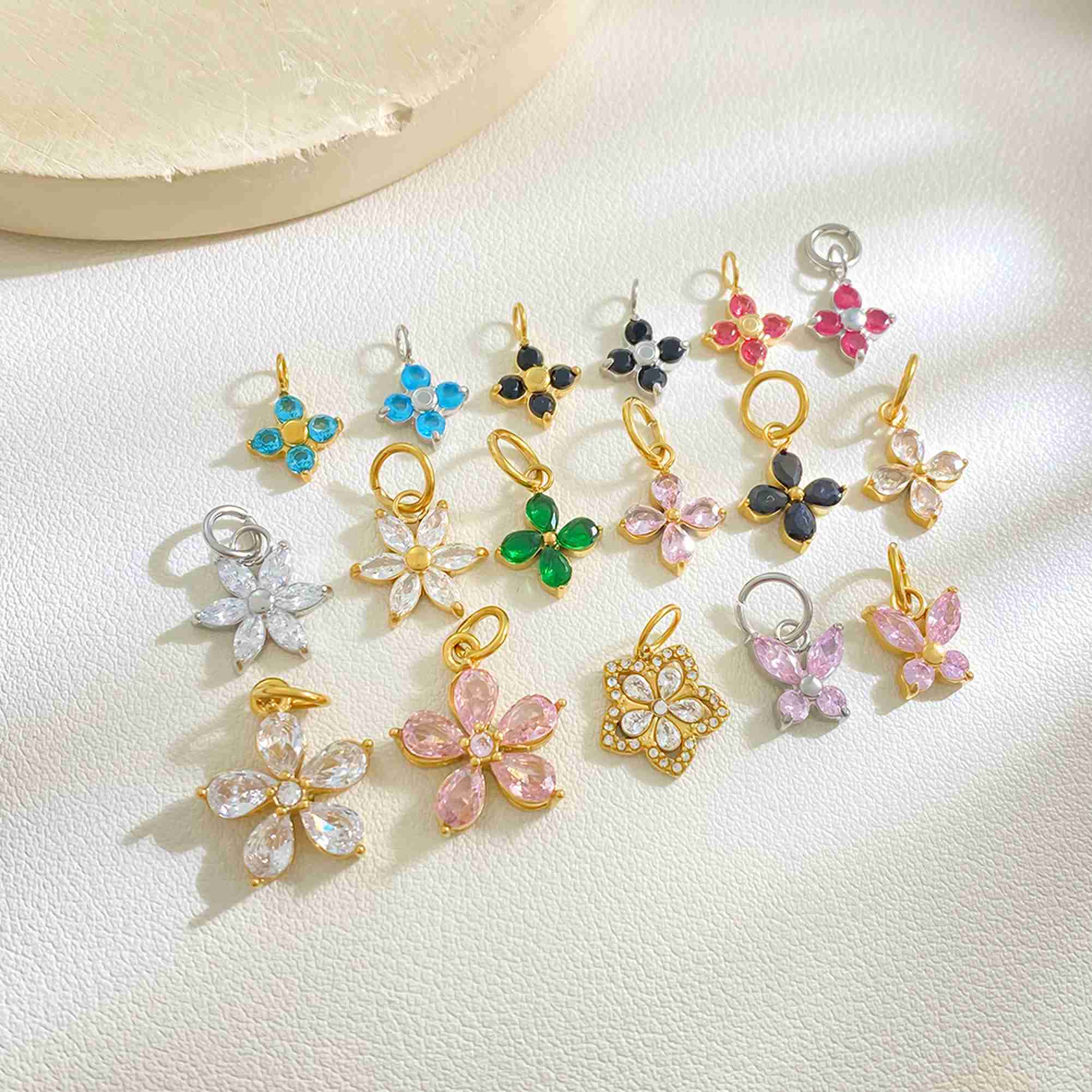 Garden Series Colorful Flower Clover Butterfly Lucky Grass Pendant DIY Stainless Steel Charms Wholesale Necklace Making - Image 3