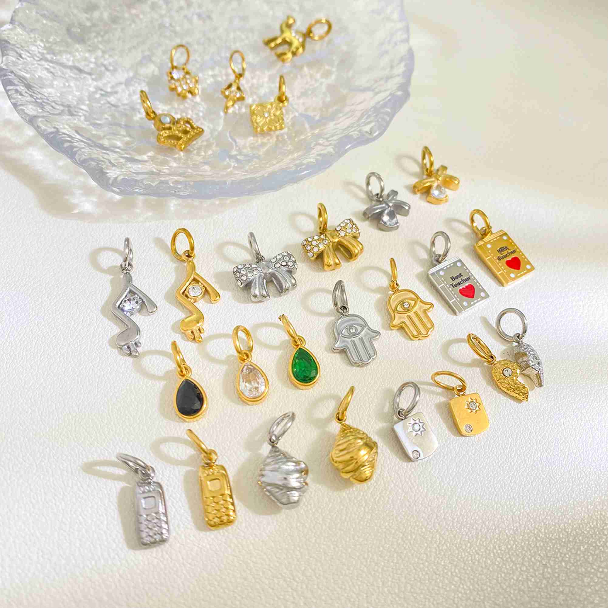 Exquisite Palm Crown Camel Heart Pendant for Jewelry Waterproof & Durable 18K PVD Gold Plated Stainless Steel Charms Wholesale - Image 4