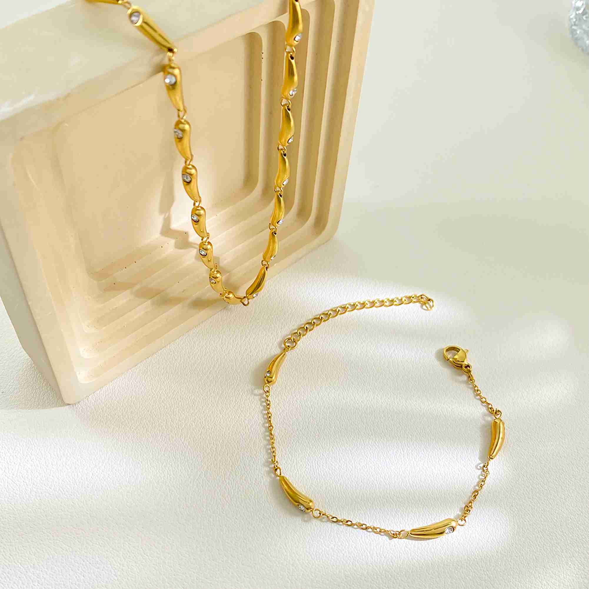 Stainless Steel 18K Gold Plated Bracelet Necklace Set Minimalist Teardrop Shape Zircon Fashion Waterproof Jewelry for Women