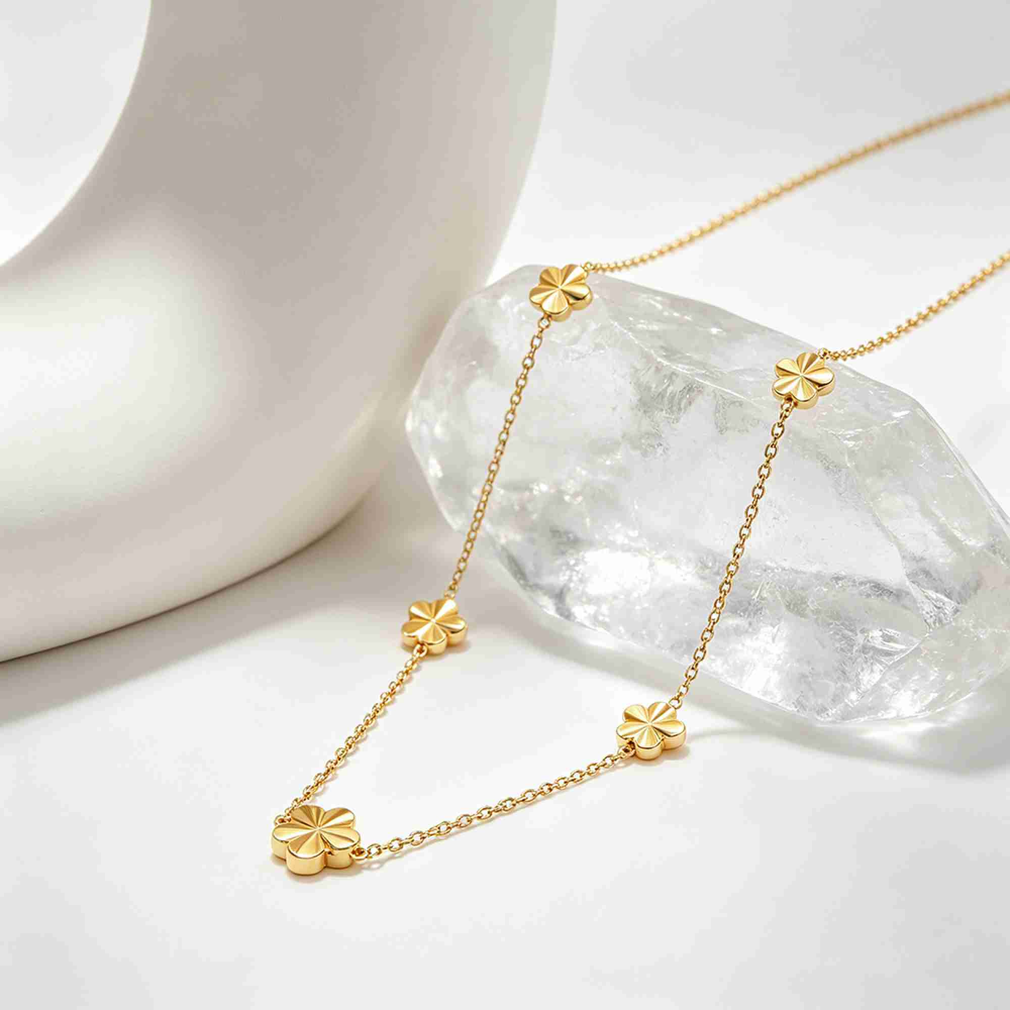 Fashion Gold Plated Clover Necklace Simple Link Chain Flower Charm Pendant for Women - Image 2