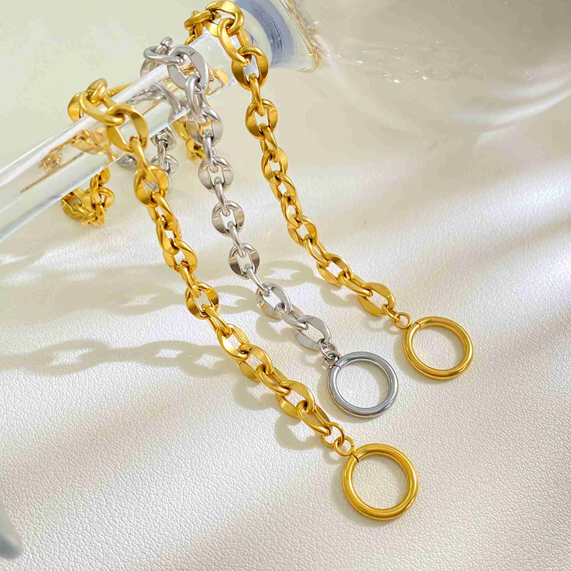 Stainless Steel 18k Gold Plated OT Buckle Chunky Oval Link Chain Bracelet for Women Waterproof Tarnish Free Jewelry Wholesale - Image 4