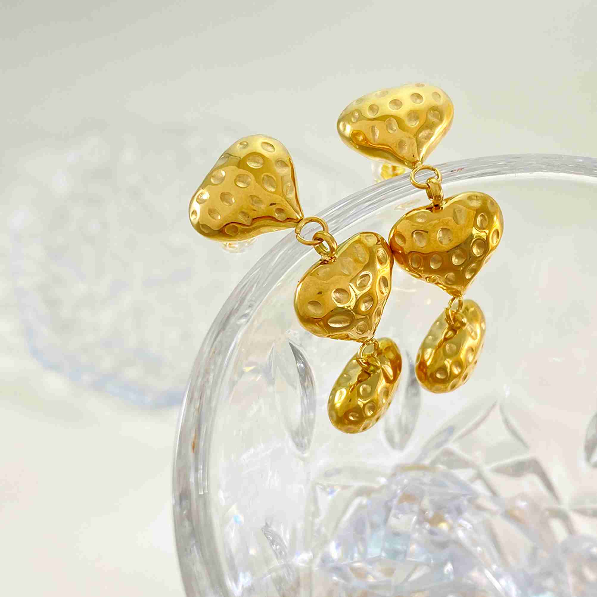 Chunky Gold Heart Drop Earrings Triple Linked Heart Long Dangle Earrings for Women Waterproof Stainless Steel Earrings Wholesale