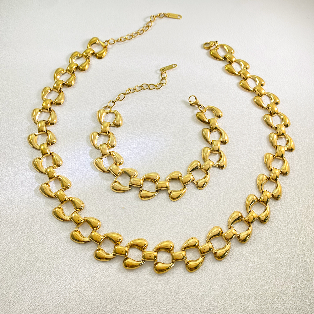 Chunky Interlocking Gold Chain Necklace Bracelet Set Stainless Steel Waterproof Women Statement Jewelry - Image 5
