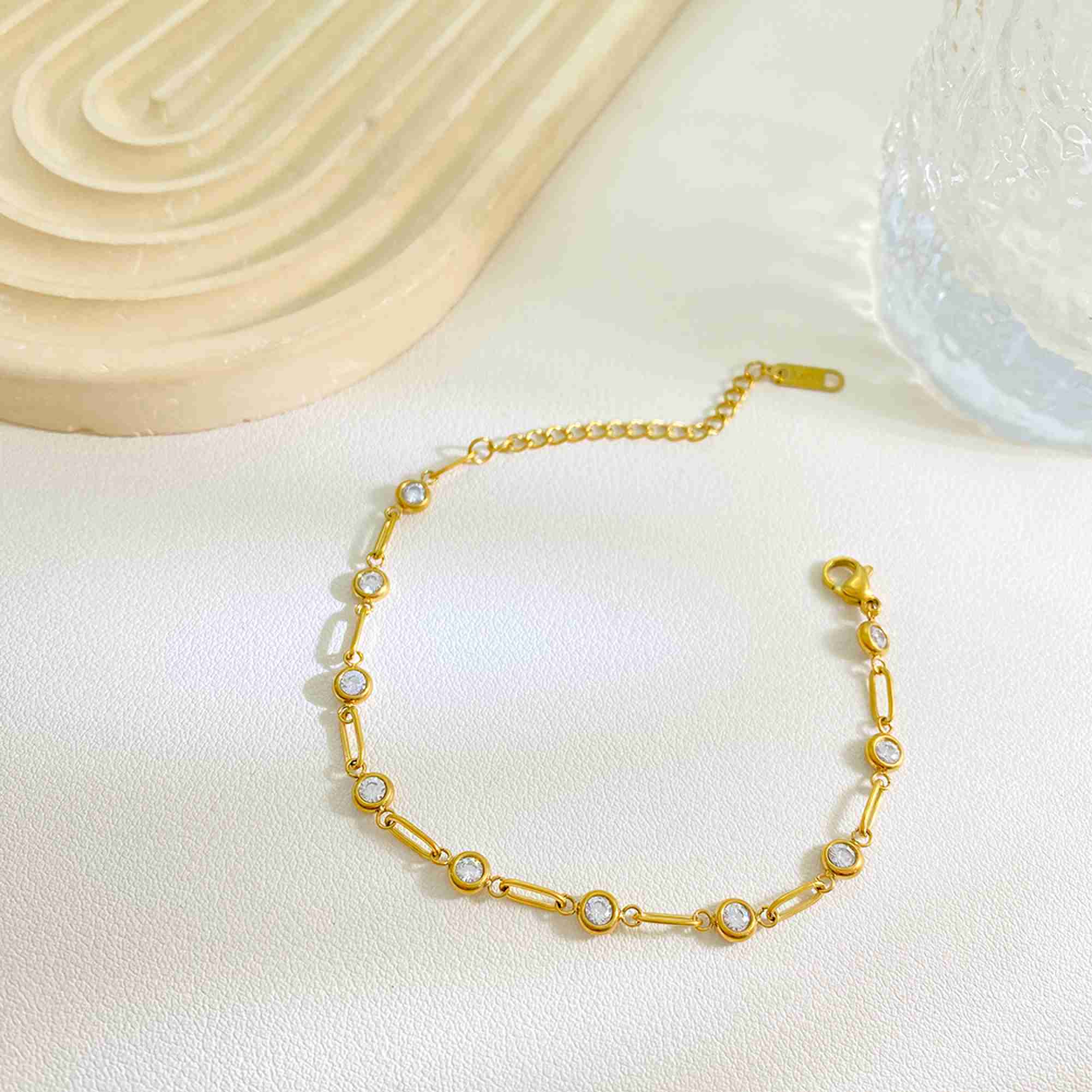 Gold Plated Stainless Steel CZ Bracelet Teardrop Round Cubic Zirconia Link Chain Bracelet for Women Hypoallergenic Wholesale - Image 3