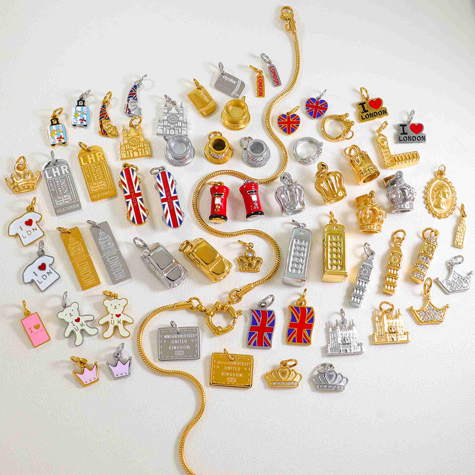 UK British Theme Charms London Bus Big Ben Crown Flag Pendant for DIY Jewelry Making Waterproof Stainless Steel Charms Wholesale