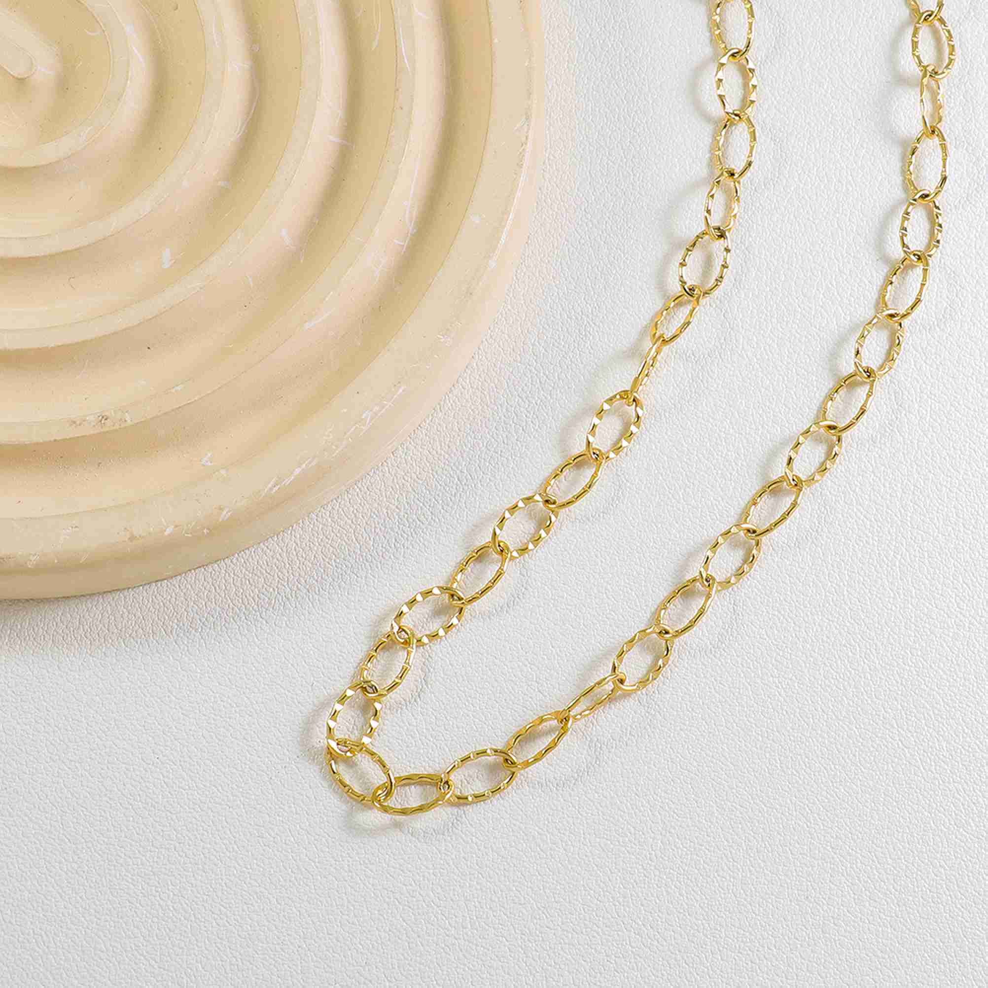 Textured Large Link Chain Necklace 18K Gold Plated Stainless Steel Chunky Oval Links Layered Jewelry for Women - Image 2