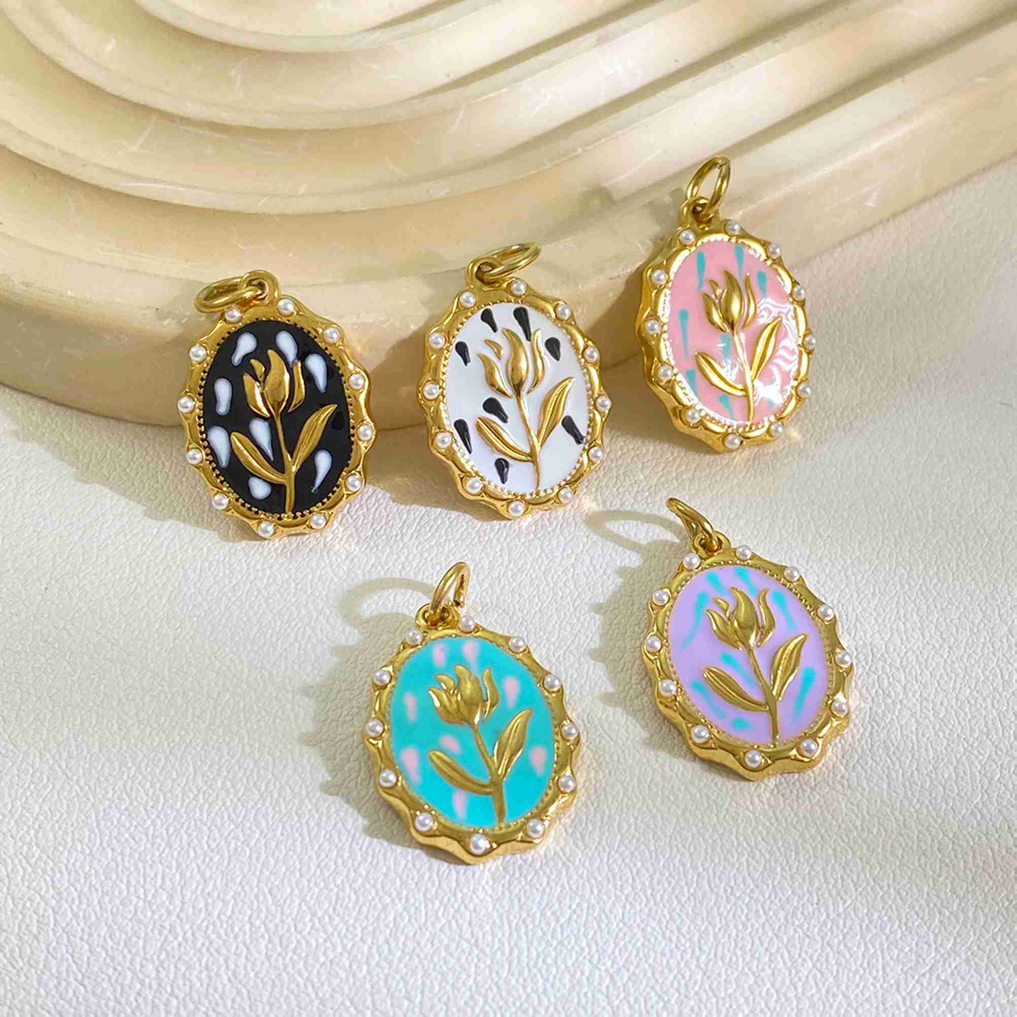 Enamel Tulip Pendants Pearl Beaded Edge Oval Charms for DIY Jewelry Hypoallergenic Gold Plated Stainless Steel Charms Wholesale