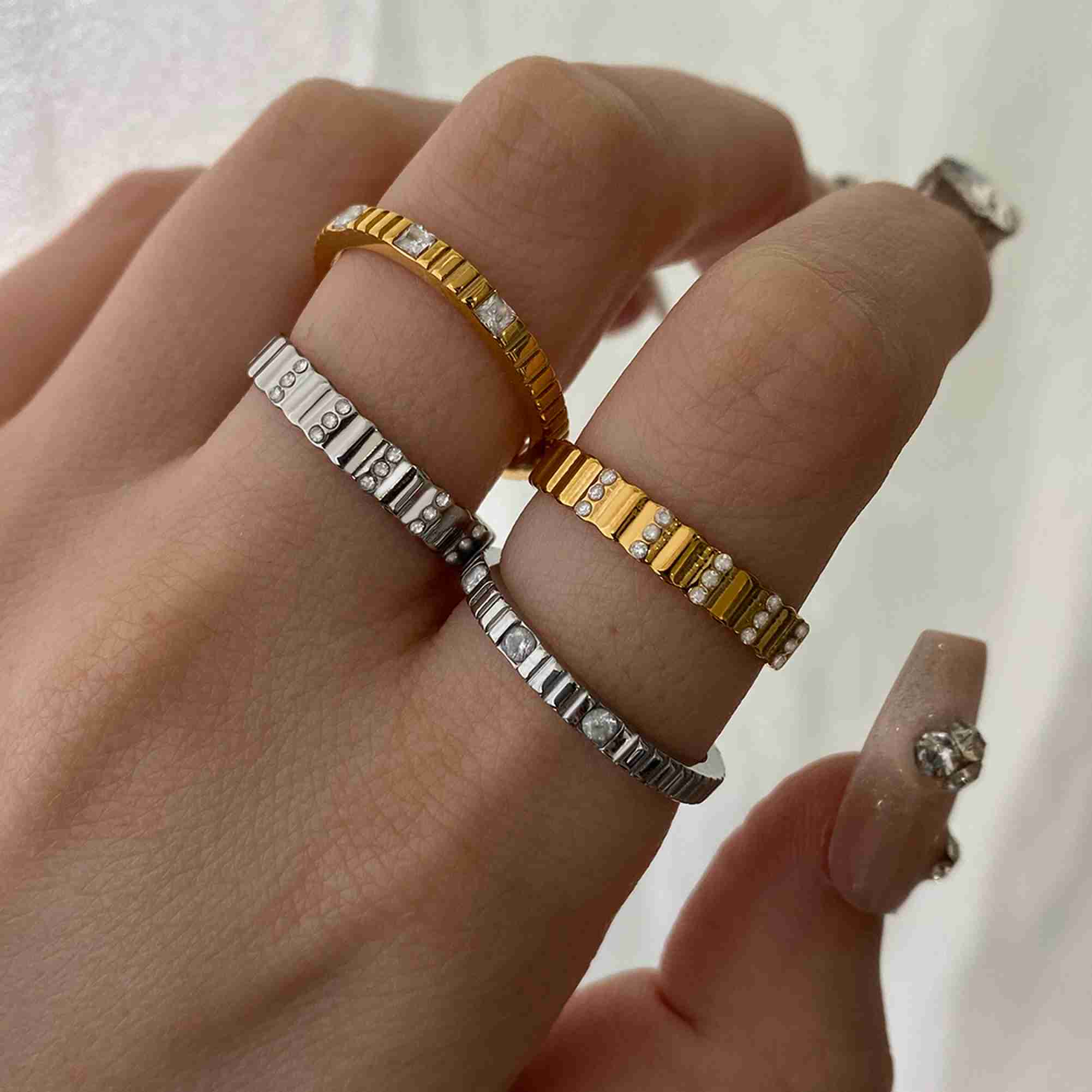 Stacking Ring Set 18K Gold Plated Stainless Steel Ribbed Texture Clear Gemstone Bands Chunky Rings for Women - Image 4