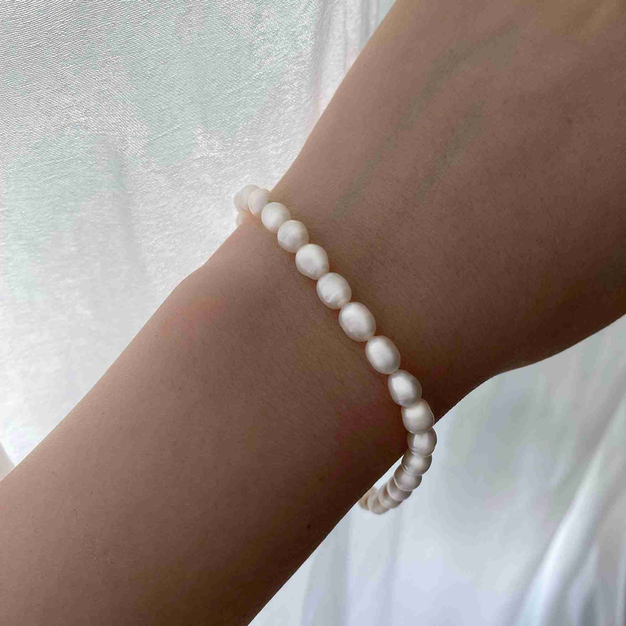 Stainless Steel Gold Freshwater Pearl Beaded Bracelet Natural Pearl Jewelry With CZ Extender Waterproof Wholesale - Image 5