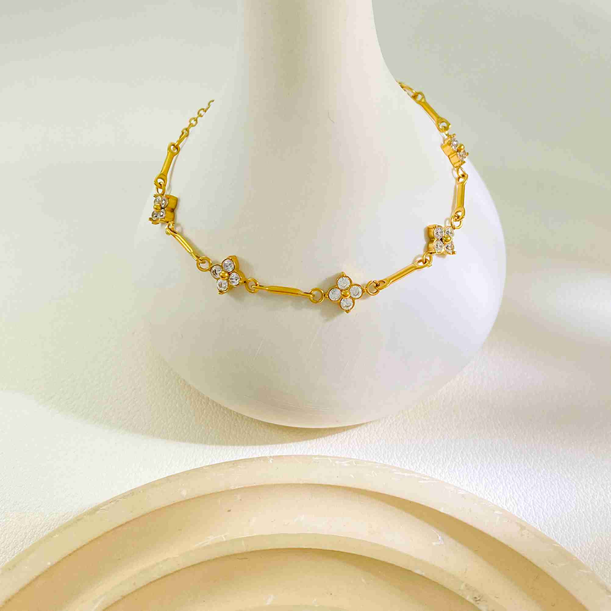 Floral Bar Station Necklace 18K Gold Plated Stainless Steel Flower Pendant Clear Bezel Set Stones Layered Chain Jewelry - Image 3